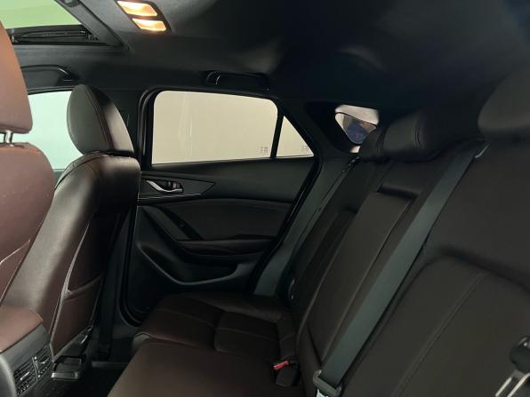 Mazda CX-4 I Рестайлинг с пробегом 2023 года, цена 2 599 000 рублей, 48000 км, внедорожник, Автокод Объявления
