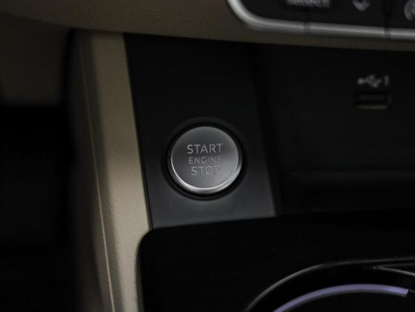 Audi A5 II (F5) Рестайлинг с пробегом 2020 года, цена 3 699 000 рублей, 157868 км, лифтбек, Автокод Объявления