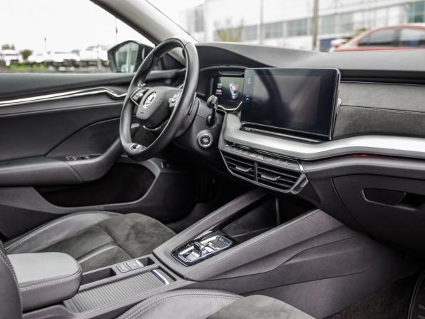 Skoda Octavia IV (A8) с пробегом 2021 года, цена 2 528 000 рублей, 154275 км, лифтбек, Автокод Объявления