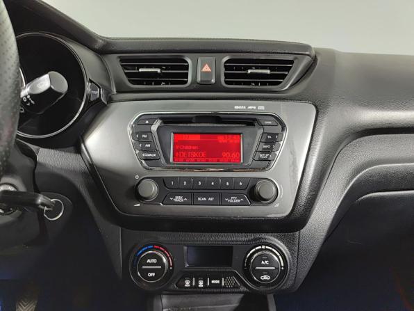 Kia Rio III с пробегом 2012 года, цена 650 000 рублей, 234000 км, седан, Автокод Объявления