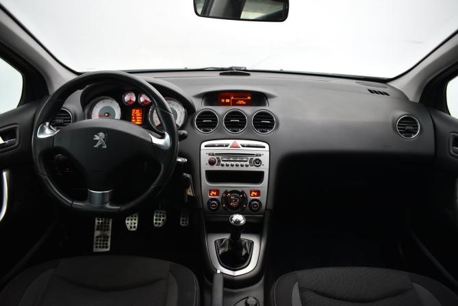 Peugeot 408 I с пробегом 2016 года, цена 690 000 рублей, 266397 км, седан, Автокод Объявления