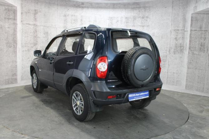 Chevrolet Niva I Рестайлинг с пробегом 2015 года, цена 587 000 рублей, 92387 км, внедорожник, Автокод Объявления