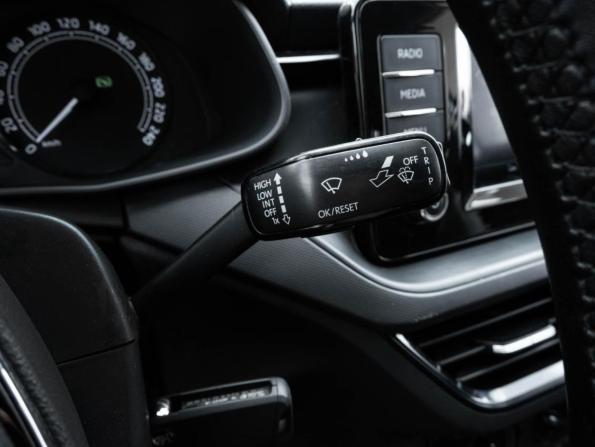 Skoda Rapid II с пробегом 2021 года, цена 1 209 000 рублей, 147944 км, лифтбек, Автокод Объявления
