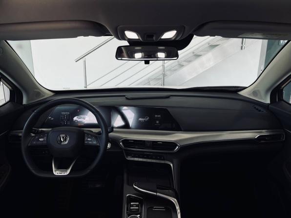 Changan UNI-T I с пробегом 2023 года, цена 2 379 900 рублей, 18261 км, внедорожник, Автокод Объявления