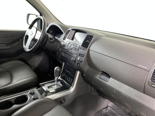 Nissan Pathfinder III Рестайлинг с пробегом 2011 года, цена 1 948 000 рублей, 128510 км, внедорожник, Автокод Объявления