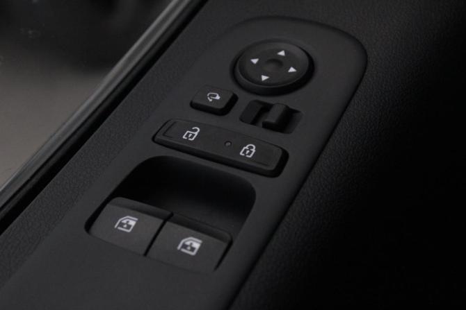 Hyundai Staria I с пробегом 2021 года, цена 3 890 000 рублей, 139143 км, минивэн, Автокод Объявления