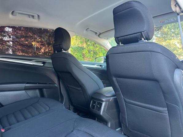 Ford Mondeo V с пробегом 2015 года, цена 1 240 000 рублей, 205402 км, седан, Автокод Объявления
