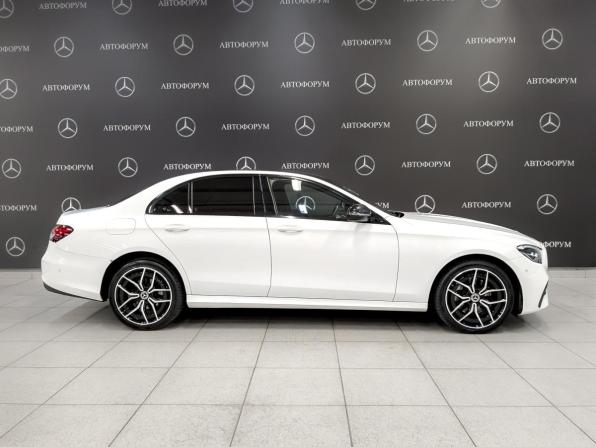 Mercedes-Benz E-Класс V (W213 S213 C238) Рестайлинг с пробегом 2021 года, цена 4 350 000 рублей, 70800 км, седан, Автокод Объявления