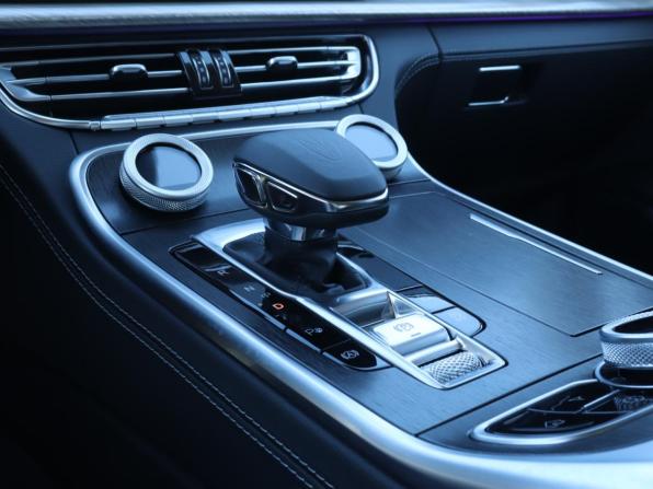 Hongqi H9 I с пробегом 2023 года, цена 4 300 000 рублей, 1826 км, седан, Автокод Объявления