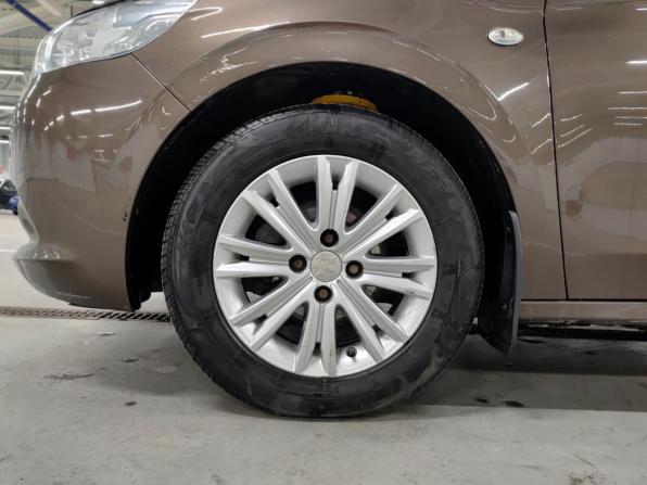 Peugeot 301 I с пробегом 2013 года, цена 615 000 рублей, 186475 км, седан, Автокод Объявления