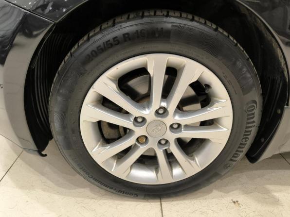 Kia Ceed II с пробегом 2013 года, цена 850 000 рублей, 303000 км, универсал, Автокод Объявления