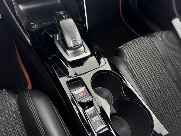 Peugeot 2008 II с пробегом 2020 года, цена 1 720 000 рублей, 164711 км, внедорожник, Автокод Объявления