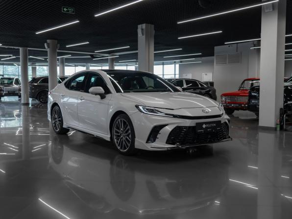 Toyota Camry IX (XV80) China Market с пробегом 2026 года, цена 4 400 000 рублей, 50 км, седан, Автокод Объявления