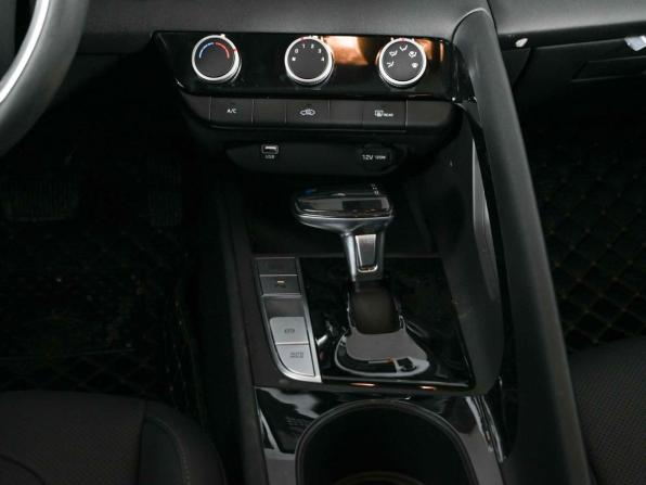 Hyundai Elantra VII (CN7) Рестайлинг с пробегом 2025 года, цена 3 245 000 рублей, 112 км, седан, Автокод Объявления