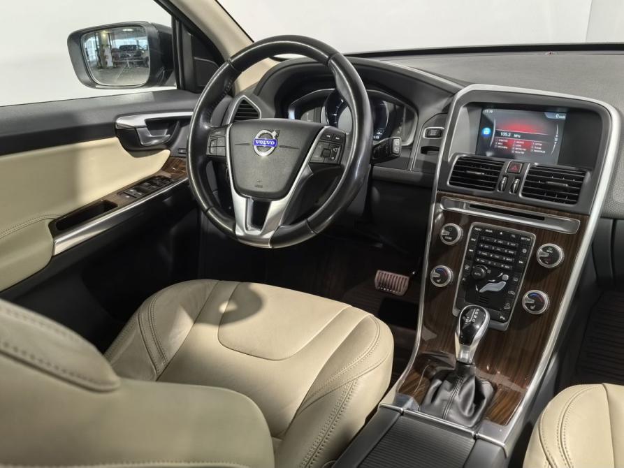 Volvo XC60 I Рестайлинг Санкт-Петербург  - изображение 14