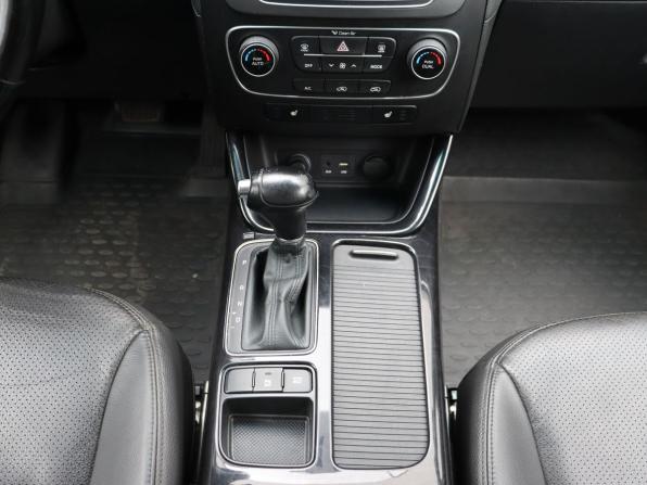 Kia Sorento II Рестайлинг с пробегом 2018 года, цена 2 325 000 рублей, 133957 км, внедорожник, Автокод Объявления