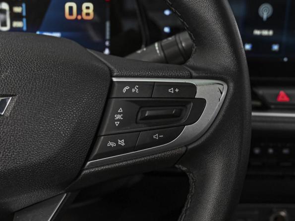 Chevrolet Monza II Рестайлинг с пробегом 2023 года, цена 1 624 000 рублей, 61393 км, седан, Автокод Объявления