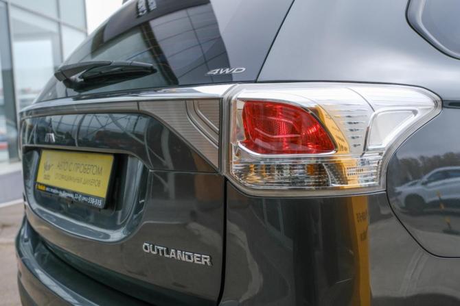 Mitsubishi Outlander III с пробегом 2013 года, цена 1 225 000 рублей, 142148 км, внедорожник, Автокод Объявления
