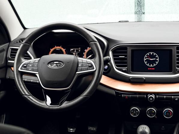 Lada (ВАЗ) Vesta I Рестайлинг (NG) с пробегом 2023 года, цена 1 309 000 рублей, 45000 км, седан, Автокод Объявления