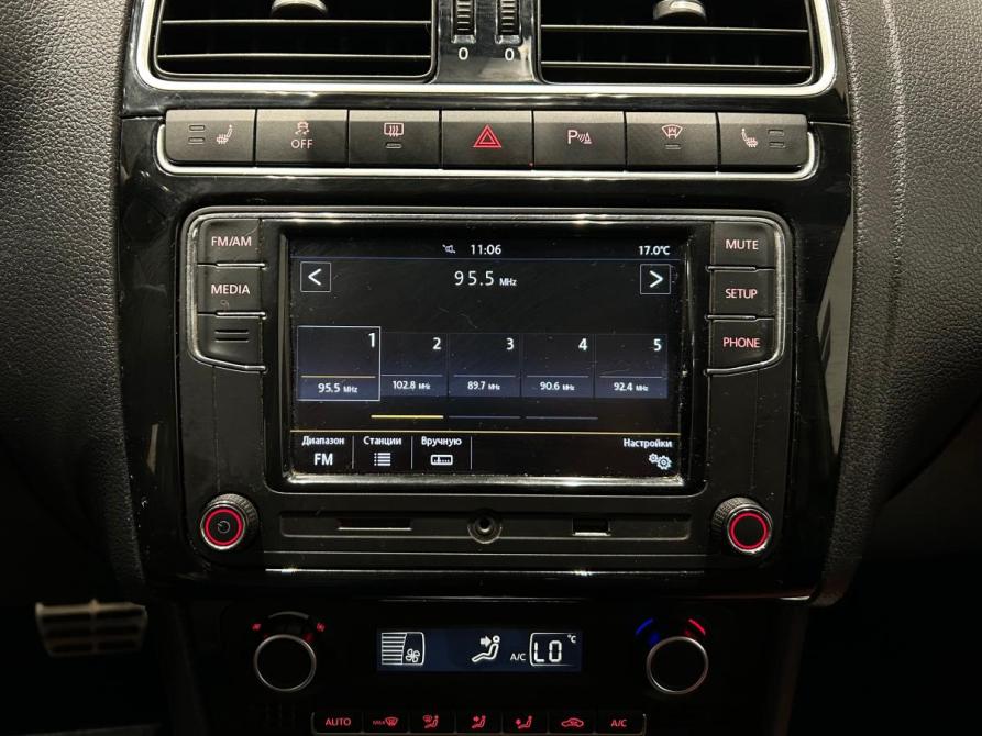 Volkswagen Polo V Рестайлинг Санкт-Петербург  - изображение 12