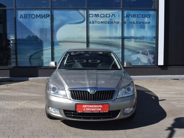 Skoda Octavia II (A5) Рестайлинг с пробегом 2012 года, цена 700 000 рублей, 218532 км, лифтбек, Автокод Объявления