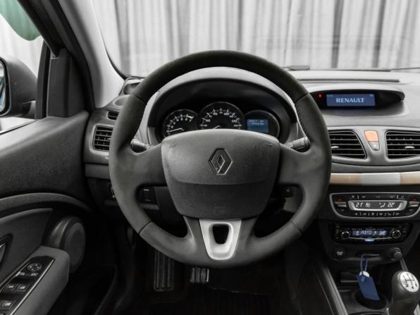 Renault Fluence I с пробегом 2010 года, цена 290 000 рублей, 310763 км, седан, Автокод Объявления