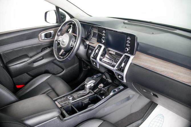 Kia Sorento IV с пробегом 2021 года, цена 3 199 000 рублей, 62357 км, внедорожник, Автокод Объявления