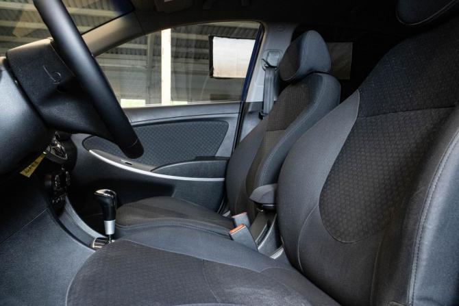 Hyundai Solaris I с пробегом 2012 года, цена 999 000 рублей, 111848 км, хэтчбек, Автокод Объявления