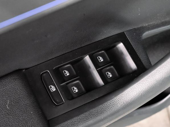 Skoda Octavia III (A7) Рестайлинг с пробегом 2018 года, цена 1 900 000 рублей, 143215 км, лифтбек, Автокод Объявления