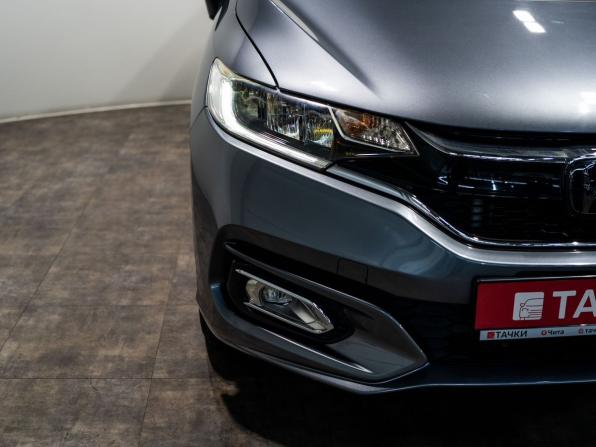 Honda Fit III Рестайлинг с пробегом 2018 года, цена 1 460 000 рублей, 5271 км, хэтчбек, Автокод Объявления