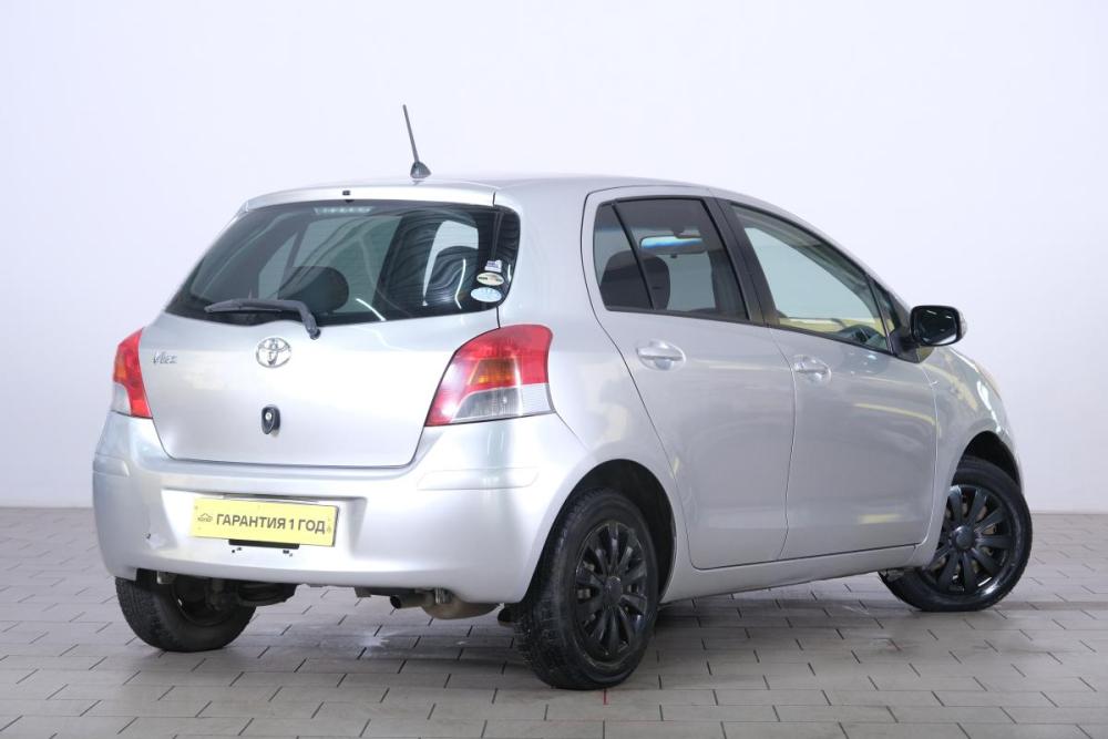 Toyota Vitz II (XP90) Омск  - изображение 7