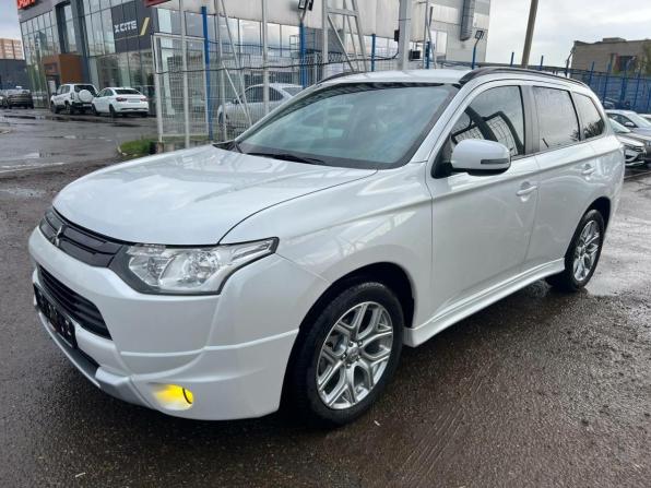 Mitsubishi Outlander III с пробегом 2013 года, цена 1 457 398 рублей, 170430 км, внедорожник, Автокод Объявления