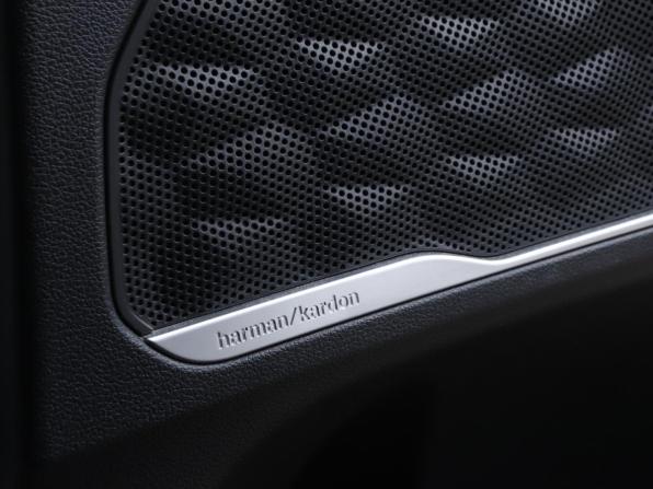 Hyundai Santa Fe IV Рестайлинг с пробегом 2021 года, цена 3 490 000 рублей, 98272 км, внедорожник, Автокод Объявления