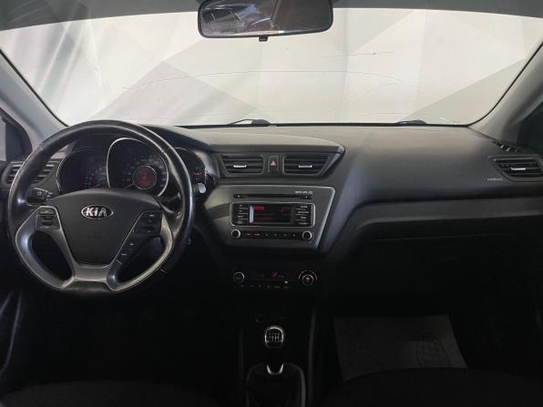 Kia Rio III Рестайлинг с пробегом 2016 года, цена 990 000 рублей, 186660 км, седан, Автокод Объявления