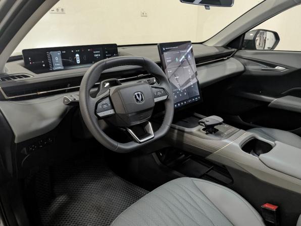 Changan Lamore с пробегом 2024 года, цена 2 070 000 рублей, 11257 км, седан, Автокод Объявления