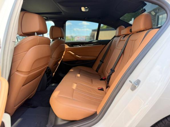 BMW 5 серии VII (G30/G31/G38) Рестайлинг с пробегом 2021 года, цена 4 890 000 рублей, 56339 км, седан, Автокод Объявления
