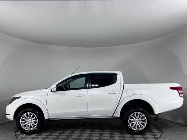 Mitsubishi L200 V с пробегом 2017 года, цена 2 050 000 рублей, 227145 км, пикап, Автокод Объявления