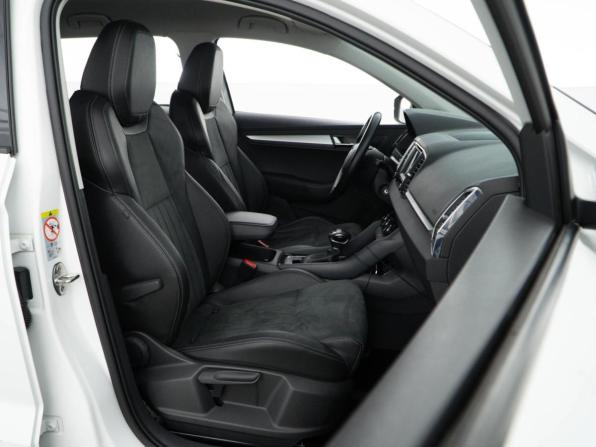 Skoda Karoq I с пробегом 2020 года, цена 2 349 046 рублей, 116863 км, внедорожник, Автокод Объявления