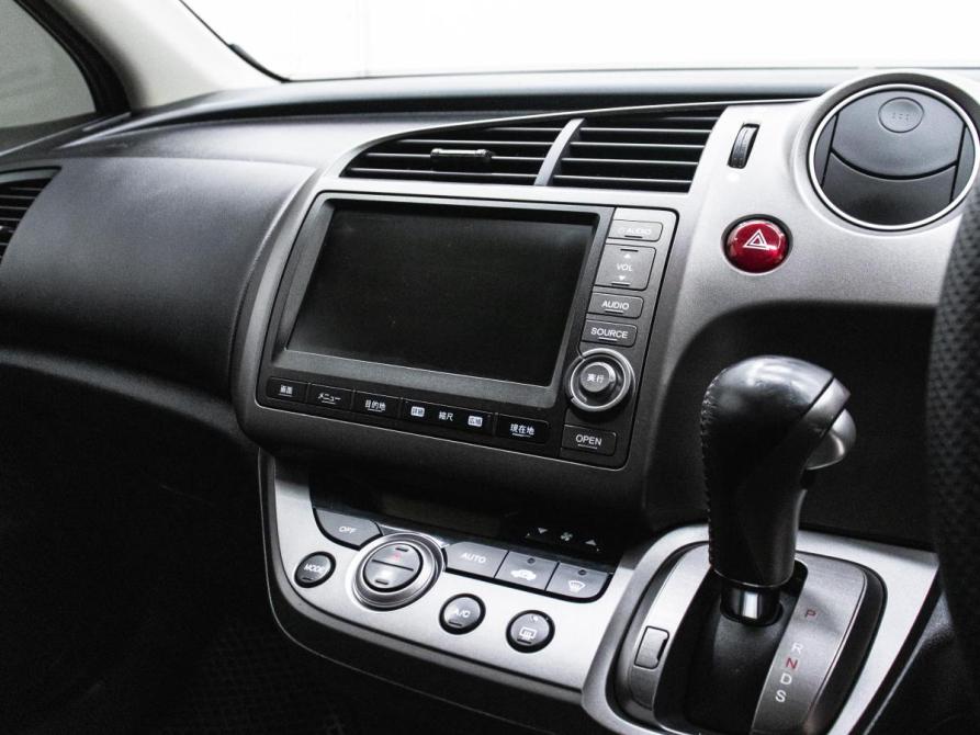 Honda Stream II Рестайлинг Красноярск  - изображение 20
