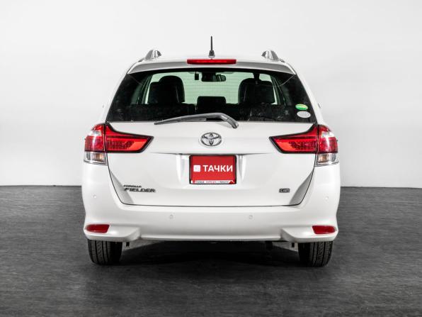 Toyota Corolla XI (E160 E170) Рестайлинг 2 с пробегом 2019 года, цена 1 300 000 рублей, 89457 км, универсал, Автокод Объявления