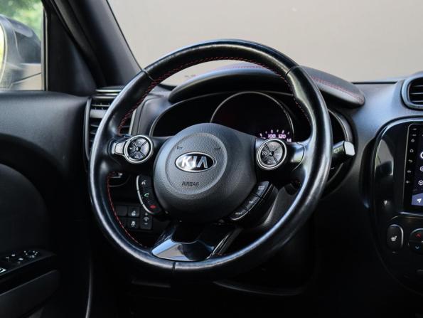 Kia Soul II Рестайлинг с пробегом 2018 года, цена 1 570 000 рублей, 135745 км, хэтчбек, Автокод Объявления