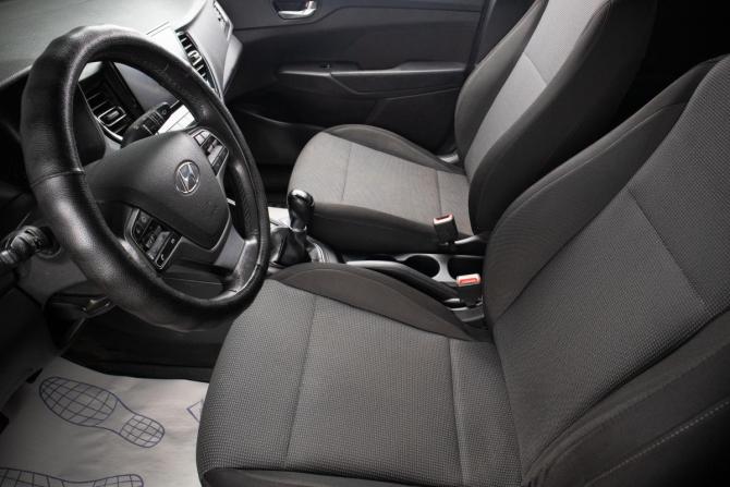 Hyundai Solaris II Рестайлинг с пробегом 2021 года, цена 1 429 000 рублей, 84000 км, седан, Автокод Объявления
