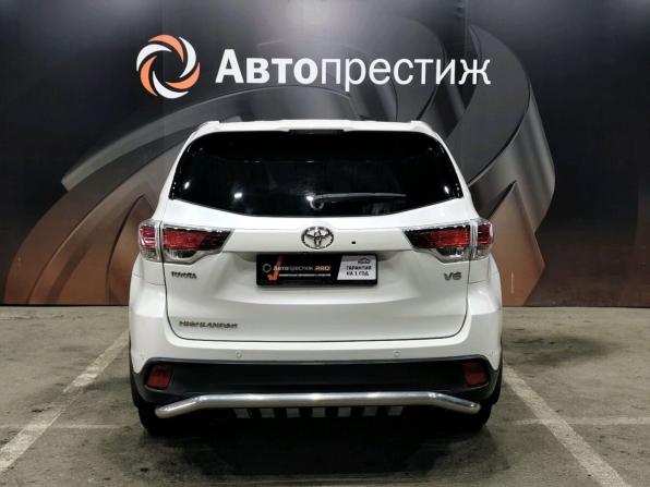 Toyota Highlander III (XU50) с пробегом 2014 года, цена 2 700 000 рублей, 234302 км, внедорожник, Автокод Объявления