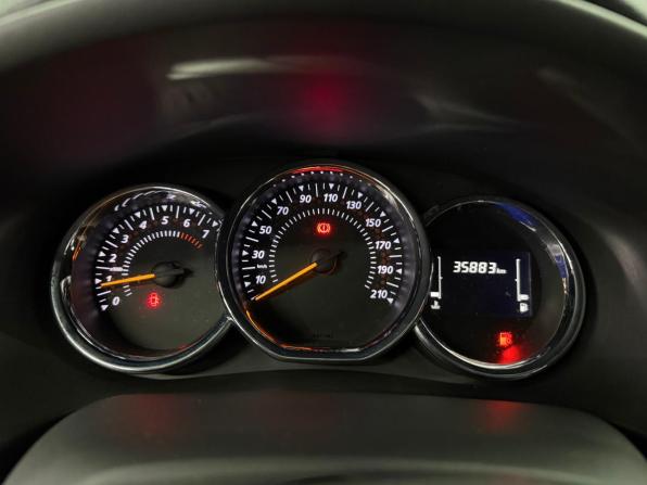 Renault Sandero II Рестайлинг с пробегом 2021 года, цена 1 397 000 рублей, 35814 км, хэтчбек, Автокод Объявления