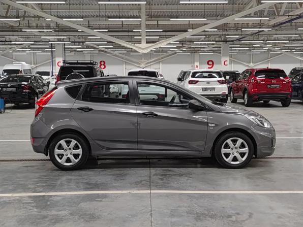 Hyundai Solaris I с пробегом 2014 года, цена 670 000 рублей, 193921 км, хэтчбек, Автокод Объявления