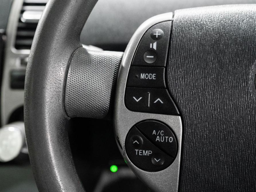 Toyota Prius II Рестайлинг (XW20) Иркутск  - изображение 11