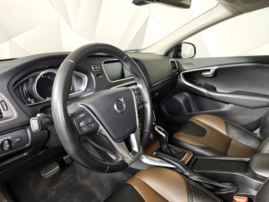 Volvo V40 Cross Country I Рестайлинг Москва  - изображение 19