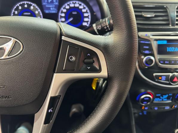 Hyundai Solaris I Рестайлинг с пробегом 2015 года, цена 1 149 000 рублей, 112608 км, седан, Автокод Объявления