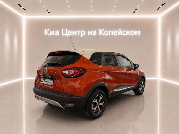 Renault Kaptur I с пробегом 2017 года, цена 1 295 000 рублей, 115000 км, внедорожник, Автокод Объявления