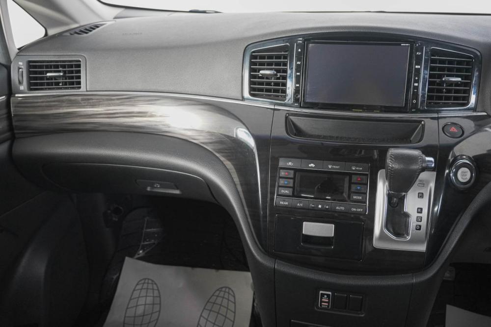 Nissan Elgrand III (E52) Рестайлинг Кемерово  - изображение 15